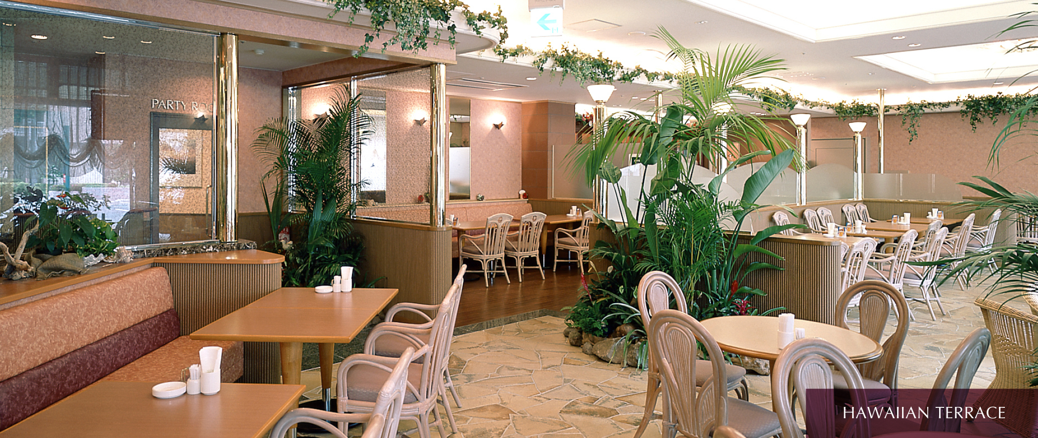 HAWAIIAN TERRACE